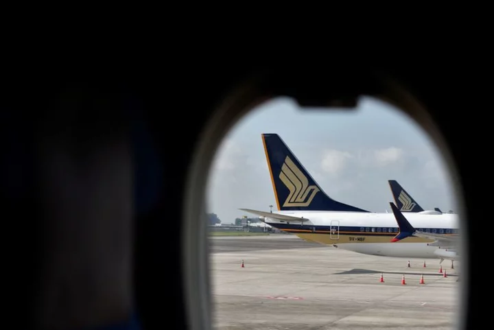 Singapore Airlines, Garuda Indonesia plan JV to boost passenger capacity