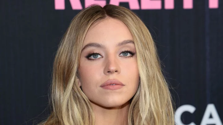 Sydney Sweeney shuts down Lili Reinhart 'beef' rumours with a selfie