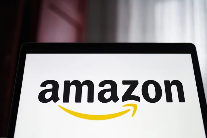 Amazon Plans to Add ChatGPT-Style Search to Its Online Store