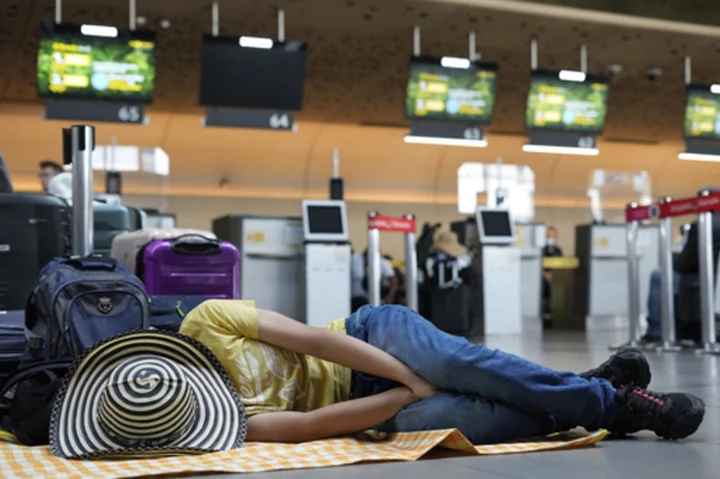 How much time do you need for an international layover?