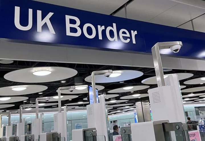 UK airports face nationwide border system issue, causing major delays