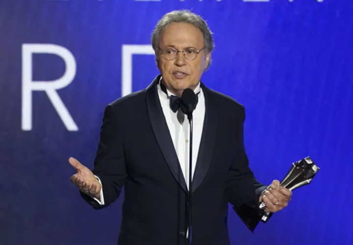 Billy Crystal and Queen Latifah look marvelous as they headline this year's Kennedy Center Honors